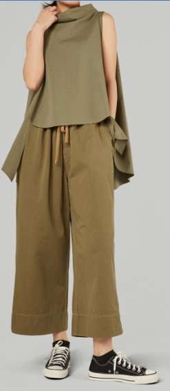 COLETE ELÁSTICO DE GOLA ALTA VINHO